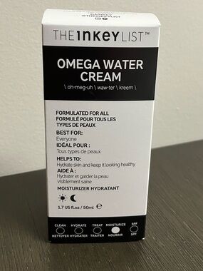 Omega water cream (moisturizer)